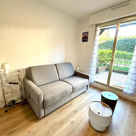 Studio En Rez De Jardin Deauville Centre Et Plage Exteriör bild