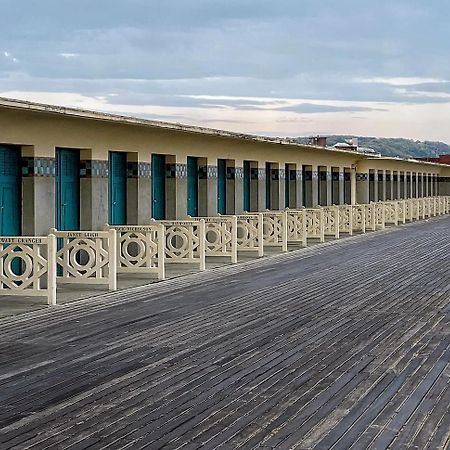 Studio En Rez De Jardin Deauville Centre Et Plage Exteriör bild