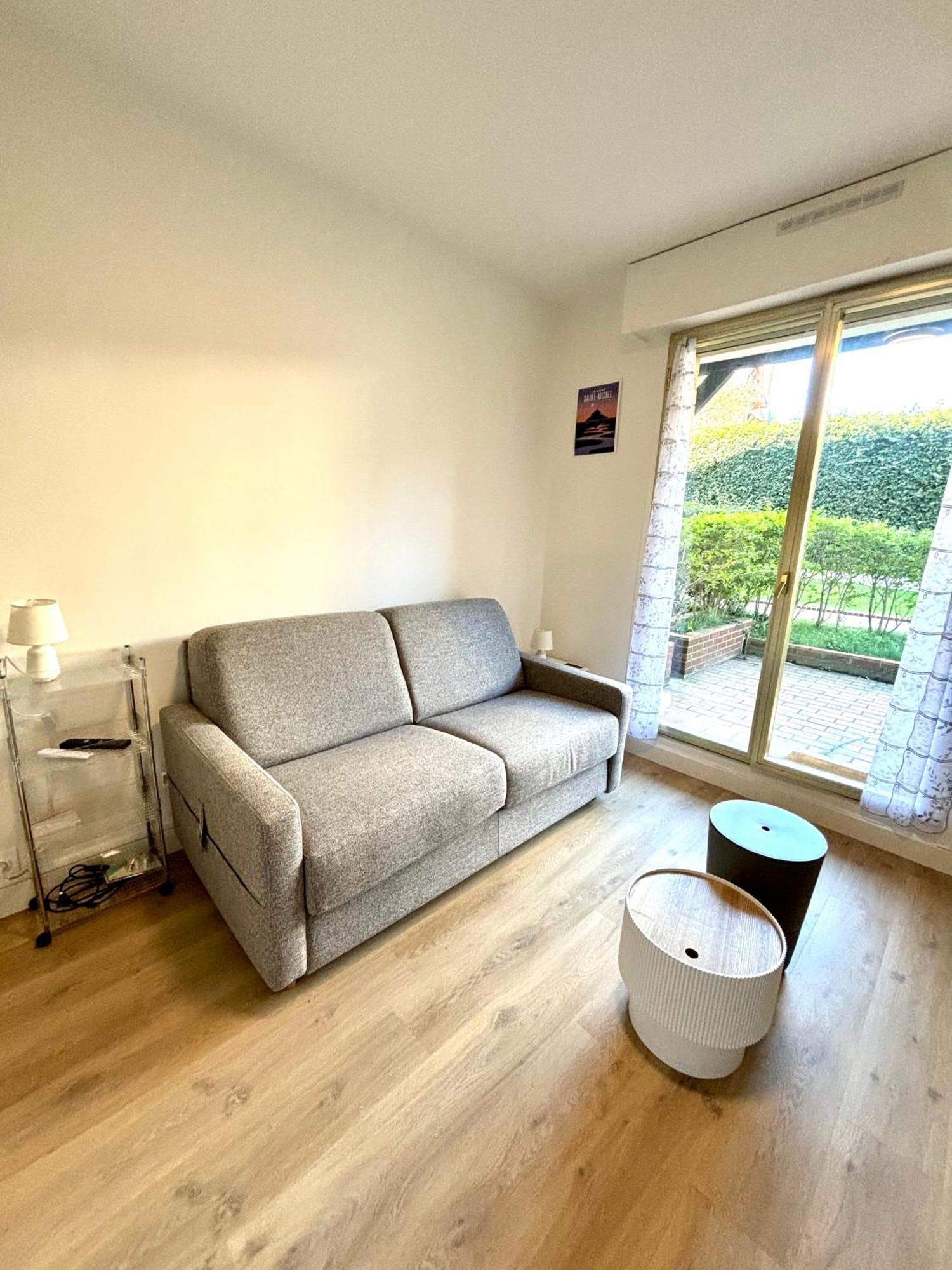 Studio En Rez De Jardin Deauville Centre Et Plage Exteriör bild